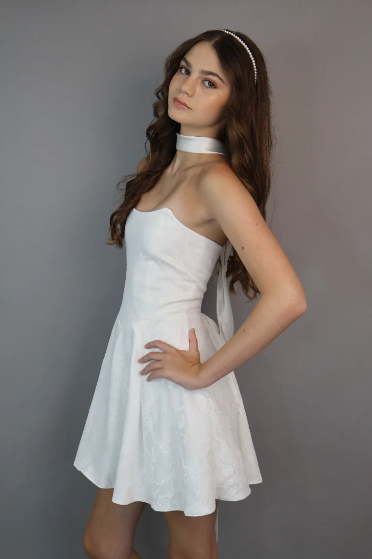 6-1_WH_760x1140px